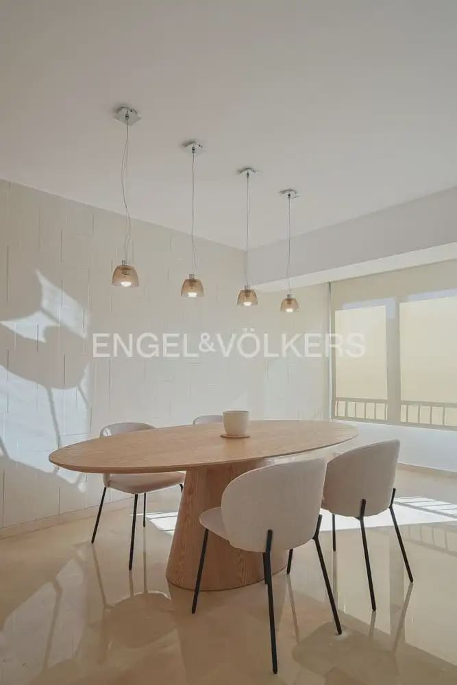 3 bedroom Flat for sale in Valencia city with garage - € 599,000 (Ref: 9897909)