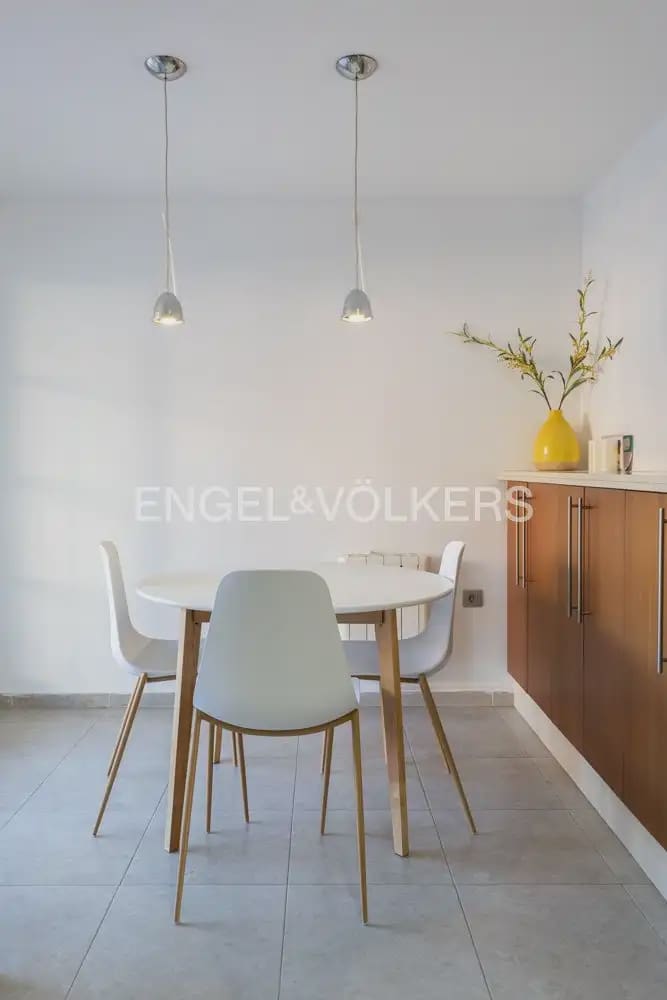 3 bedroom Flat for sale in Valencia city with garage - € 599,000 (Ref: 9897909)