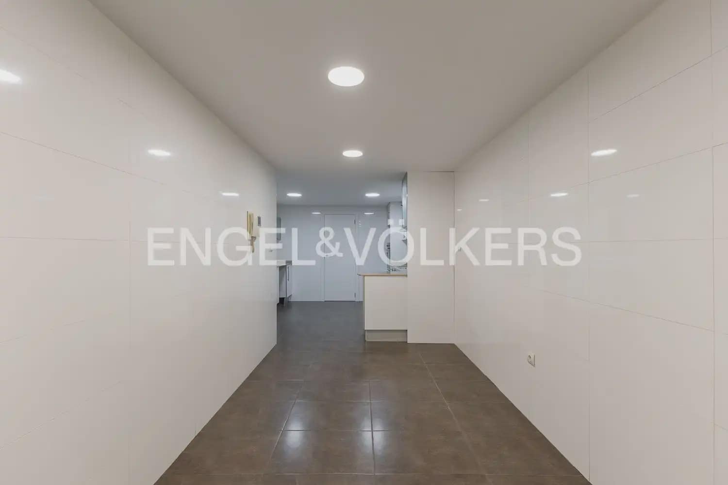 4 sypialnia Mieszkanie na sprzedaż w Miasto Walencja z garażem - 625 000 € (Ref: 9897910)