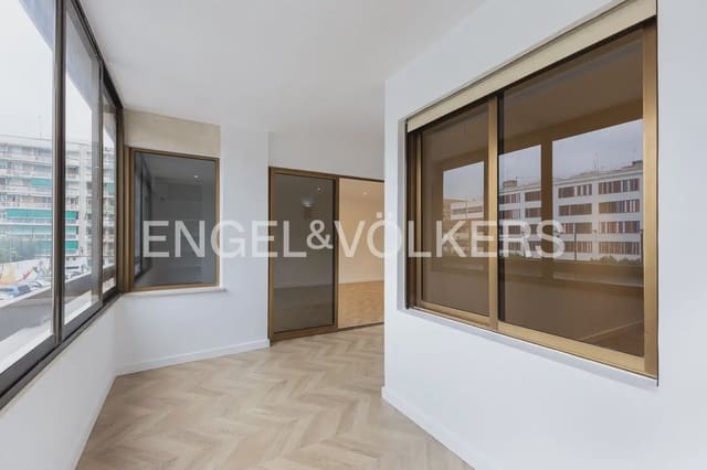 4 sypialnia Mieszkanie na sprzedaż w La Petxina, Miasto Walencja z garażem - 625 000 € (Ref: 9897910)