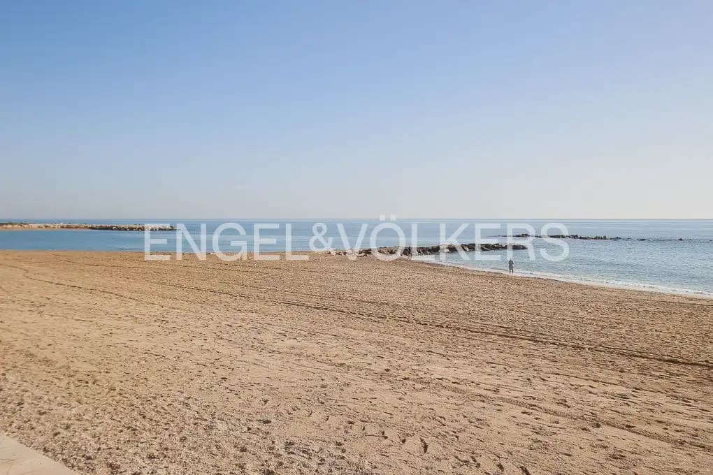 Piso de 4 habitaciones en Benicarló en venta - 192.000 € (Ref: 9897911)