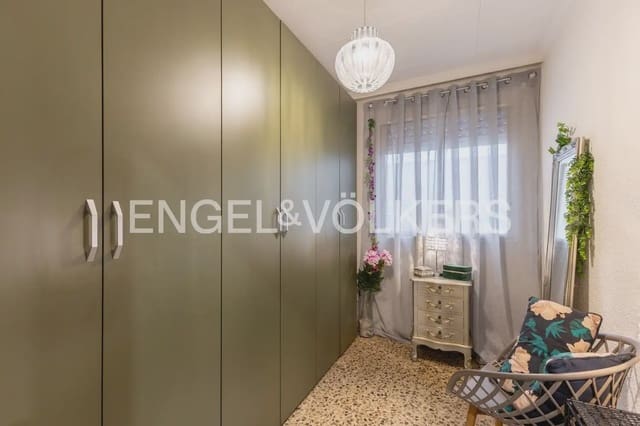 Piso de 4 habitaciones en Benicarló en venta - 192.000 € (Ref: 9897911)