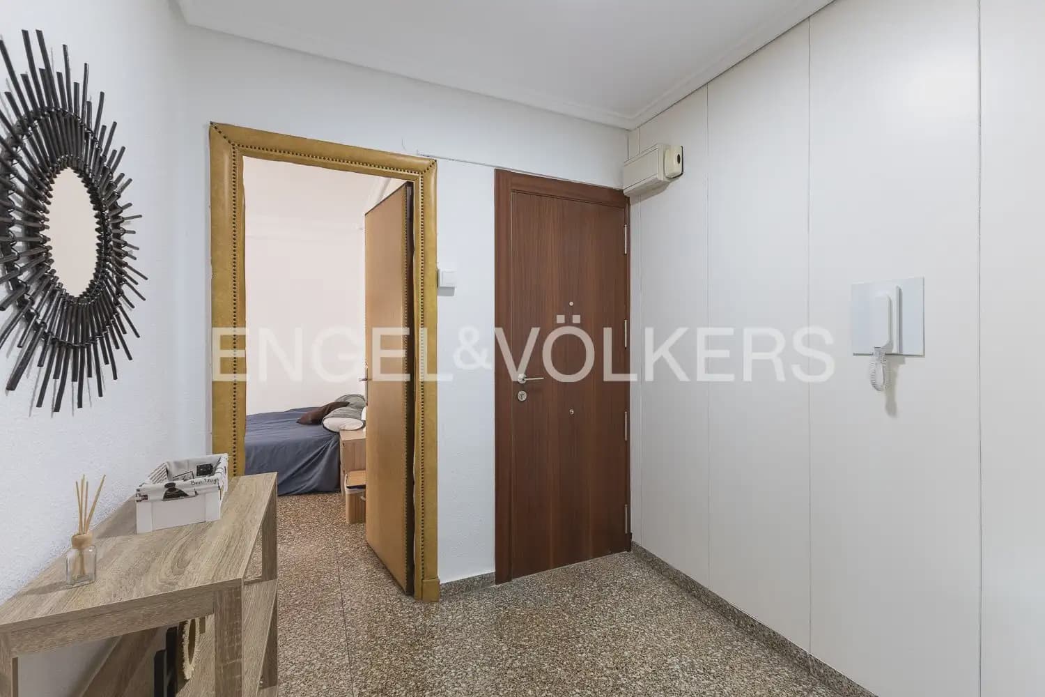 4 soveværelse Lejlighed til salg i Valencia by - € 410.000 (Ref: 9897912)