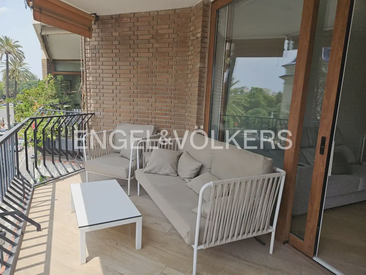 4 makuuhuone Asunto vuokrattavana paikassa Valencia kaupunki - 4 500 € (Ref: 9897913)
