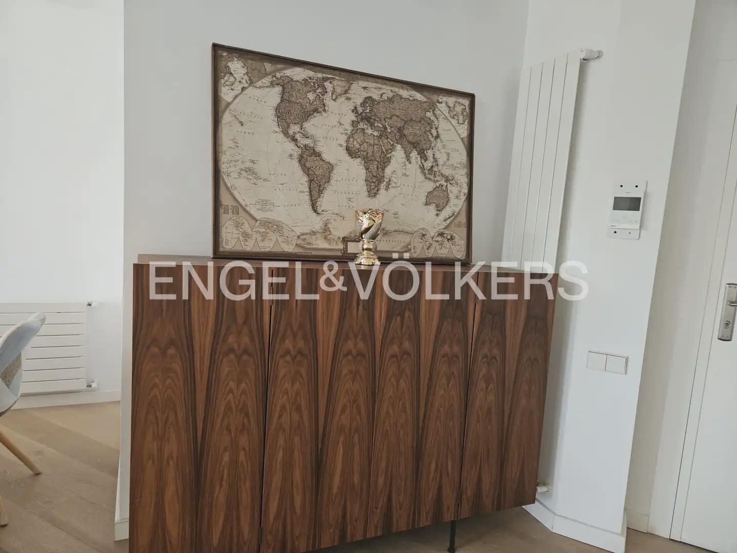 4 makuuhuone Asunto vuokrattavana paikassa Valencia kaupunki - 4 500 € (Ref: 9897913)