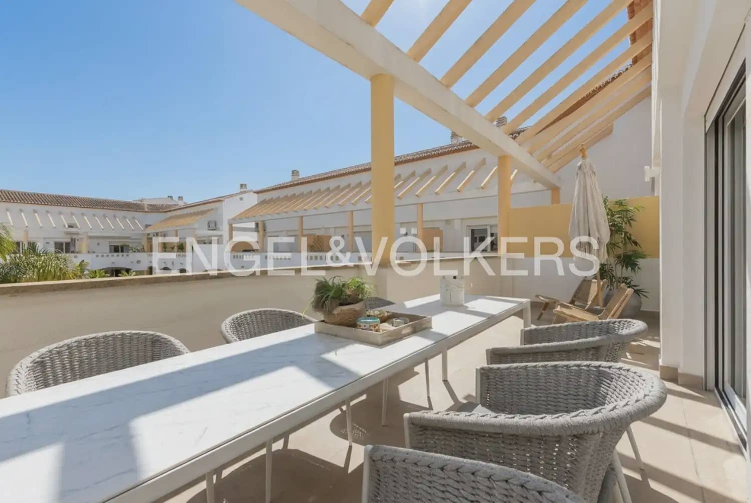3 bedroom Flat for sale in Javea / Xabia with pool garage - € 749,000 (Ref: 9897917)