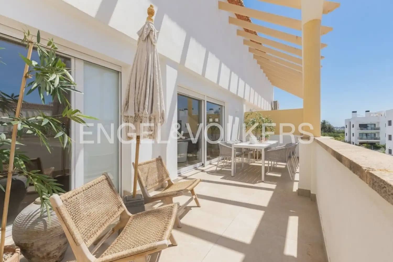 3 bedroom Flat for sale in Javea / Xabia with pool garage - € 749,000 (Ref: 9897917)