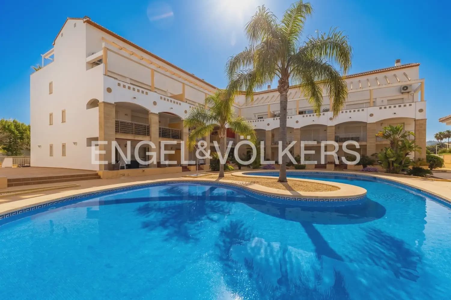 3 bedroom Flat for sale in Javea / Xabia with pool garage - € 749,000 (Ref: 9897917)