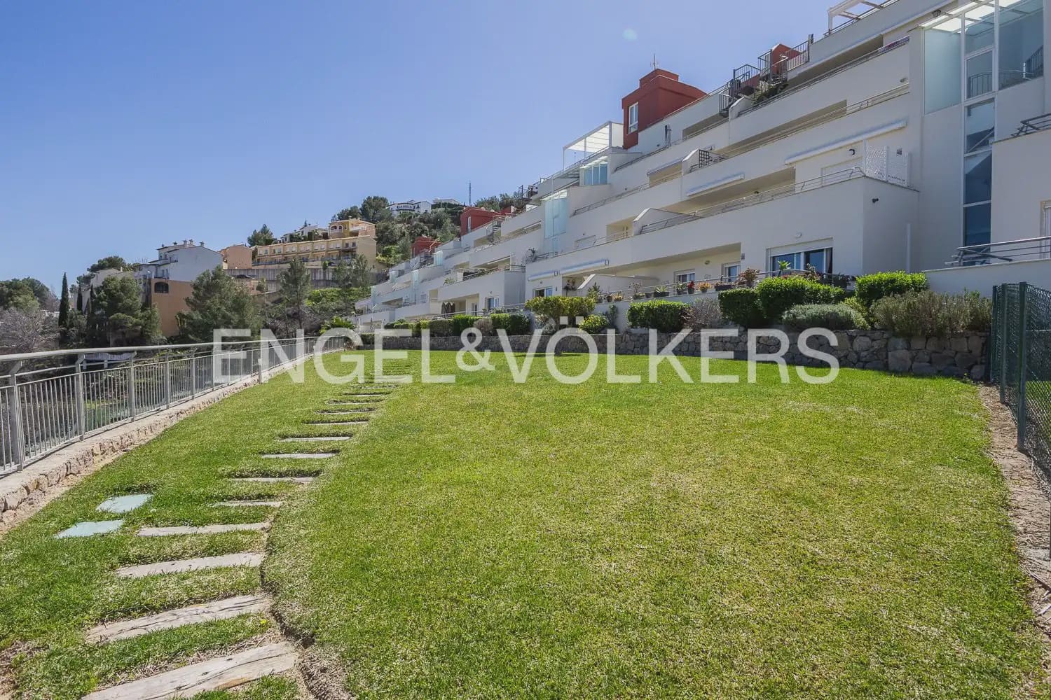 3 bedroom Flat for sale in Ador with pool garage - € 284,900 (Ref: 9897919)