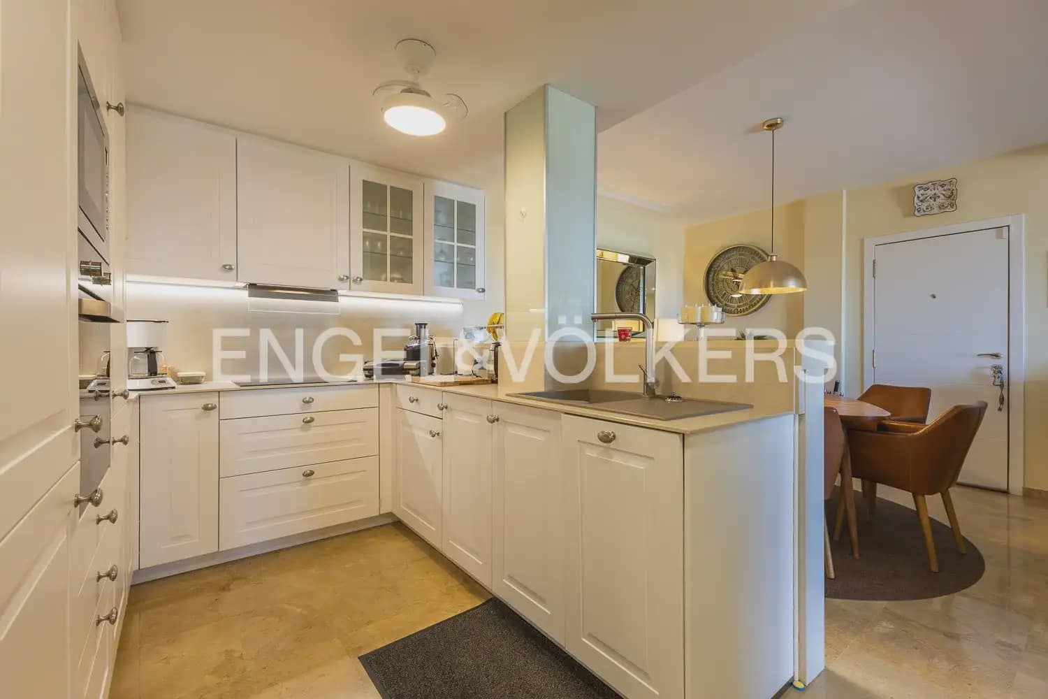3 bedroom Flat for sale in Ador with pool garage - € 284,900 (Ref: 9897919)