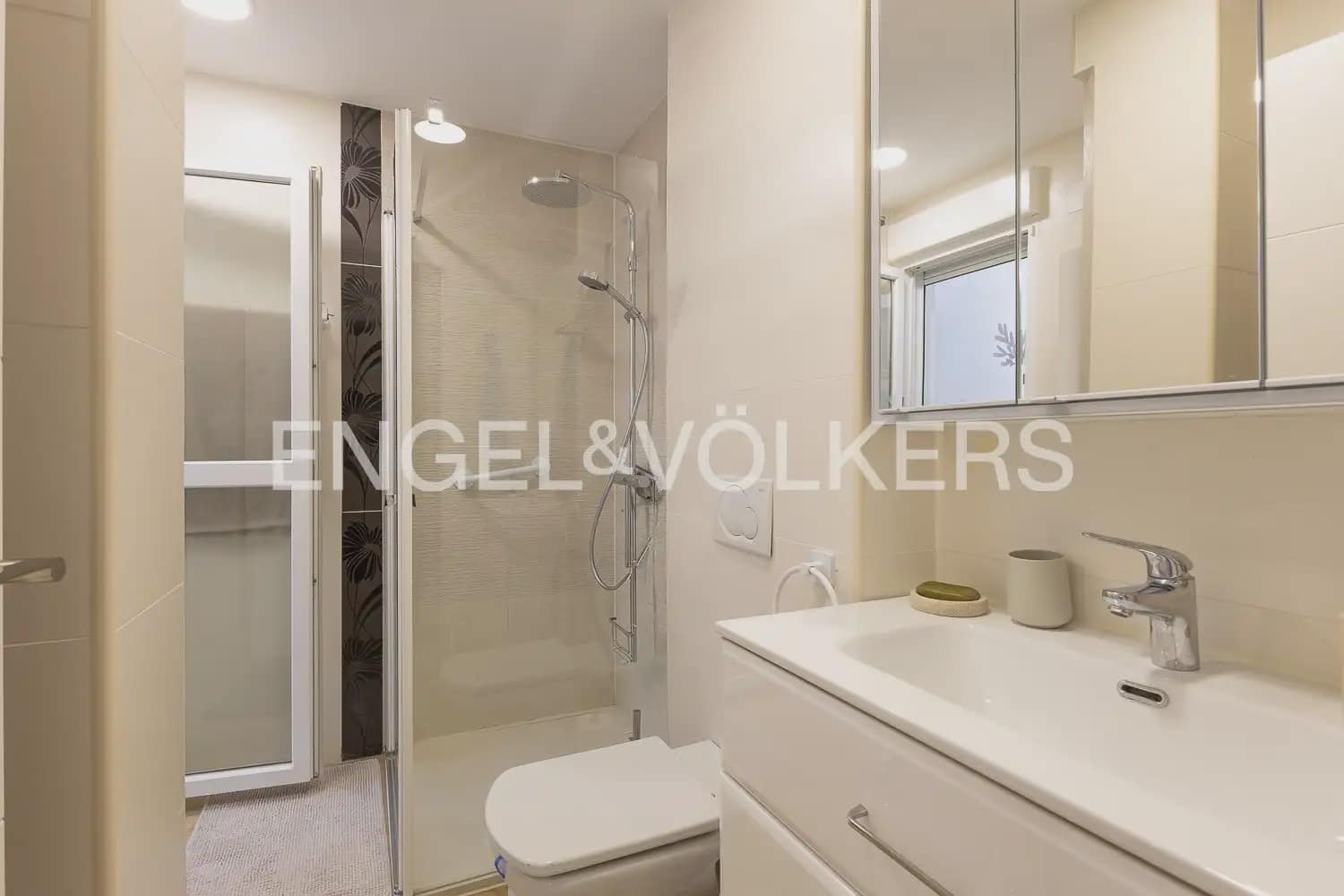 3 bedroom Flat for sale in Ador with pool garage - € 284,900 (Ref: 9897919)
