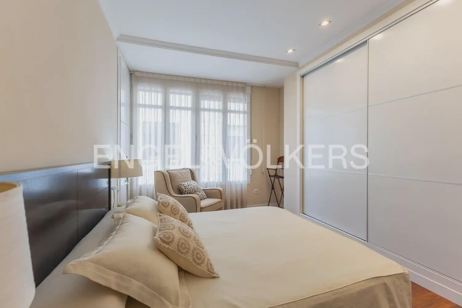 4 slaapkamer Flat te koop in Valencia stad - € 850.000 (Ref: 9897920)