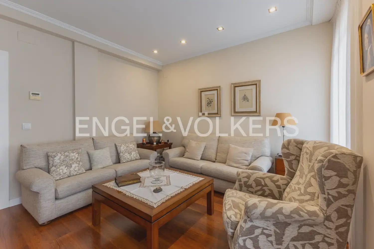 4 slaapkamer Flat te koop in Valencia stad - € 850.000 (Ref: 9897920)