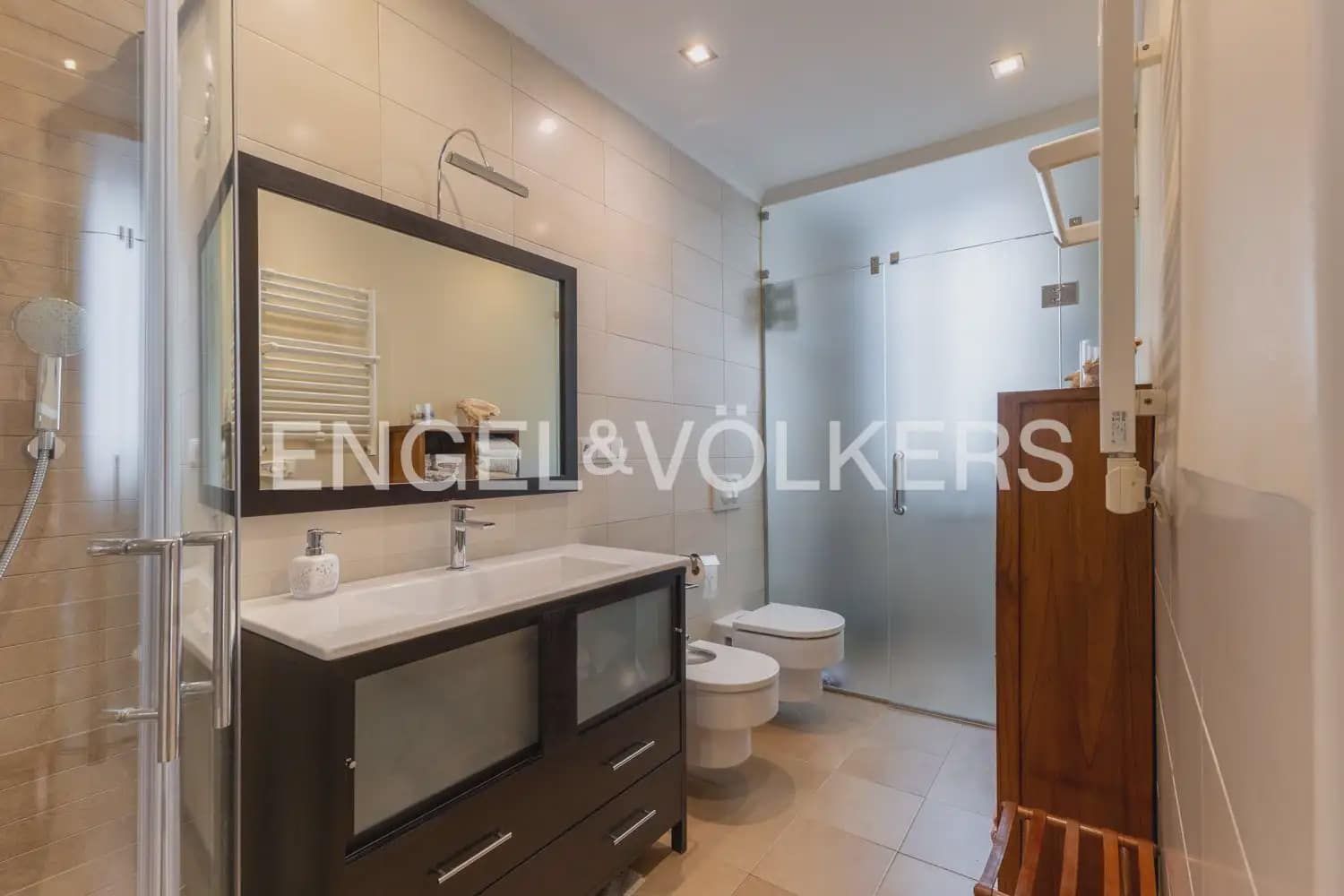 4 slaapkamer Flat te koop in Valencia stad - € 850.000 (Ref: 9897920)
