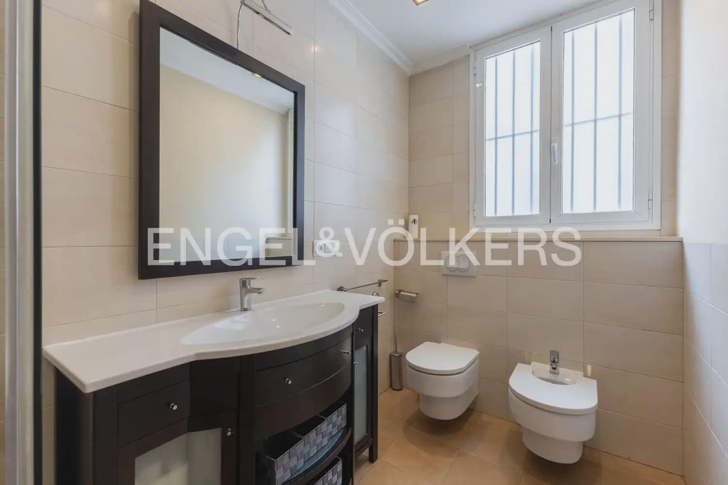 4 slaapkamer Flat te koop in Valencia stad - € 850.000 (Ref: 9897920)