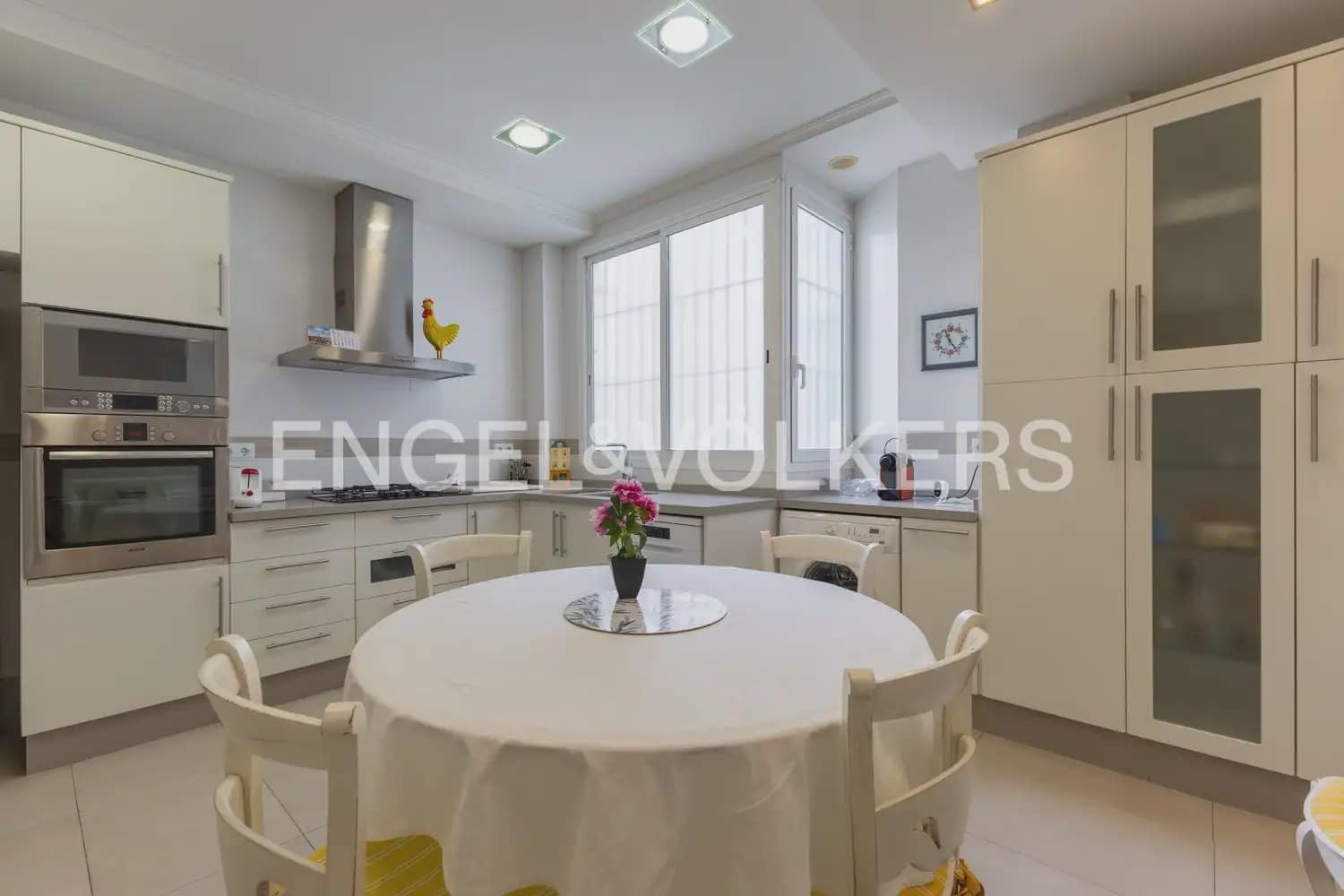 4 slaapkamer Flat te koop in Valencia stad - € 850.000 (Ref: 9897920)
