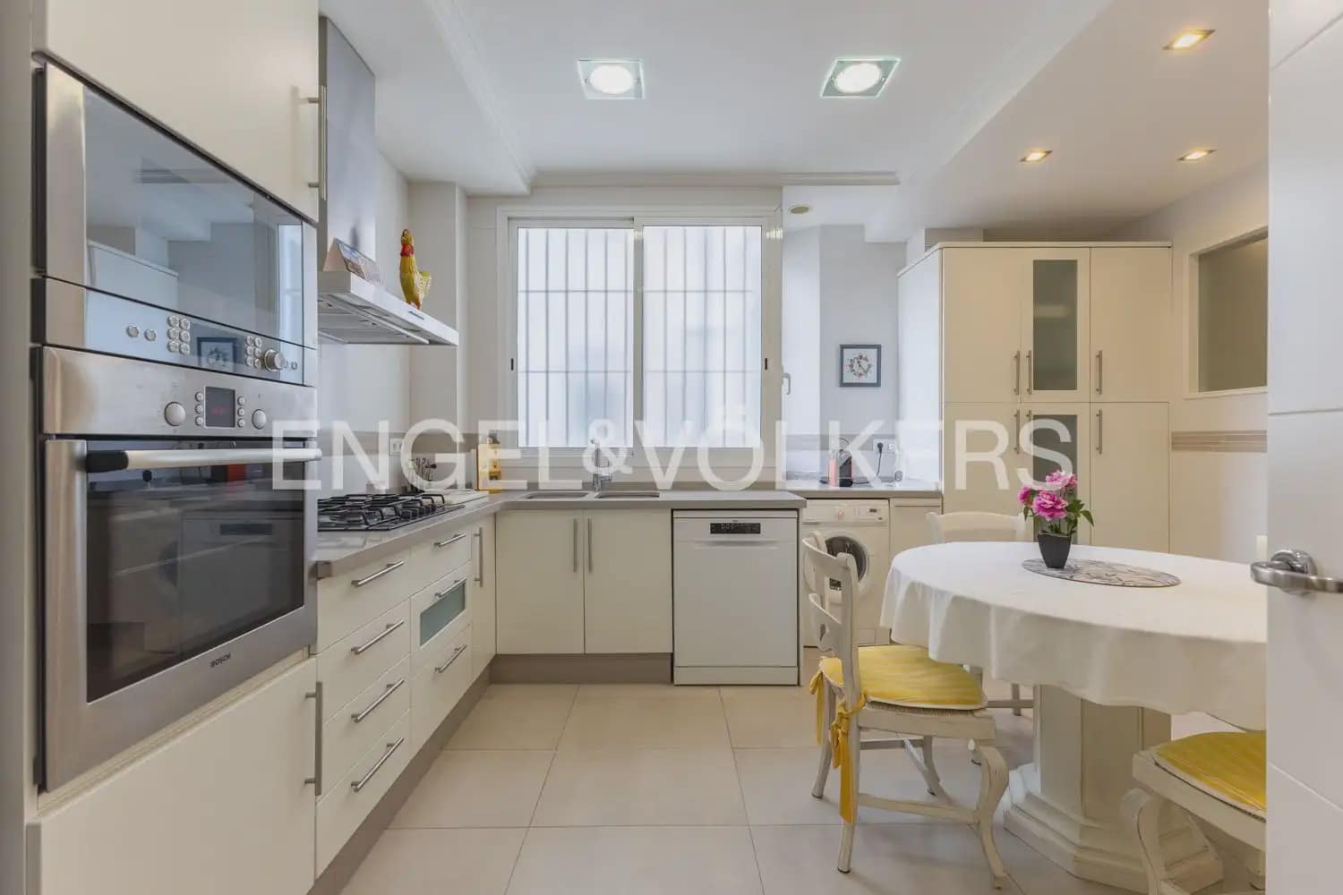 4 slaapkamer Flat te koop in Valencia stad - € 850.000 (Ref: 9897920)