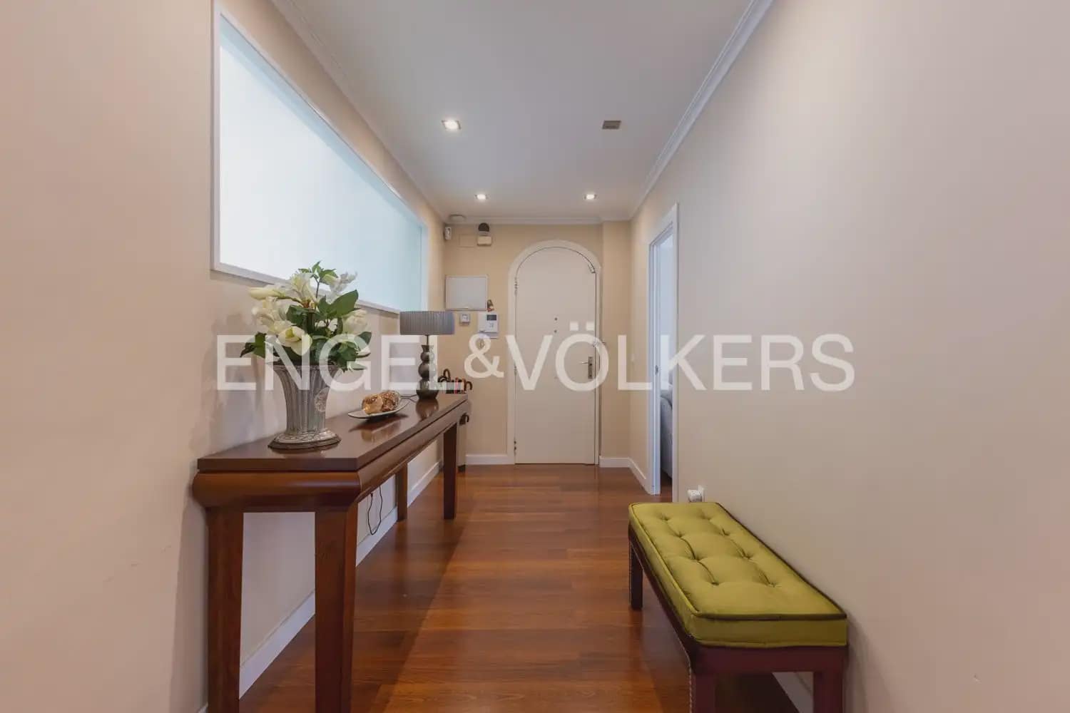4 slaapkamer Flat te koop in Valencia stad - € 850.000 (Ref: 9897920)