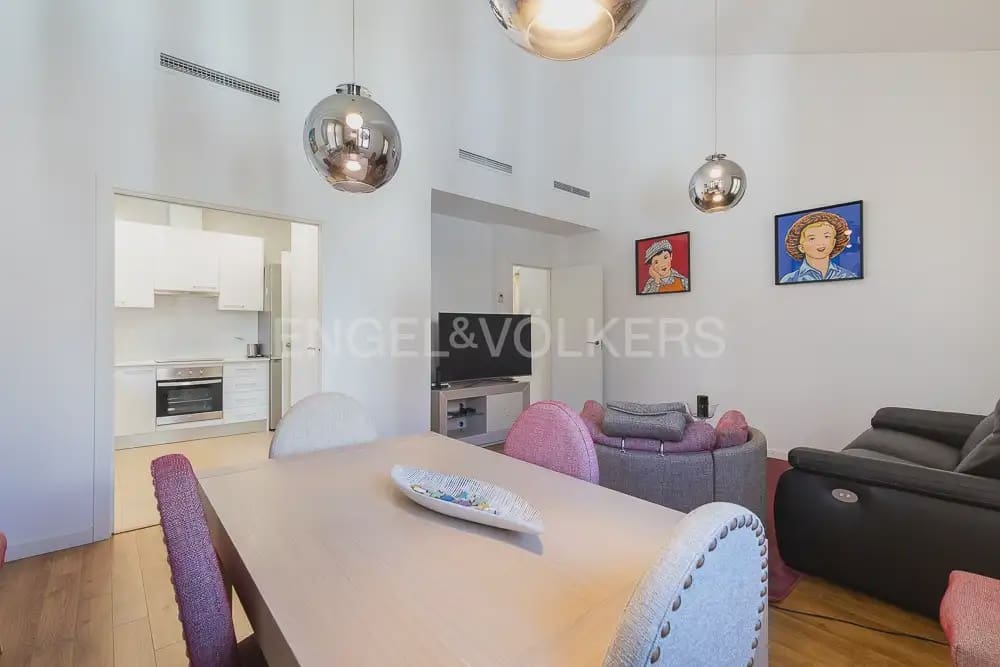 3 sovrum Lägenhet att hyra i Valencia stad med garage - 2 650 € (Ref: 9897921)