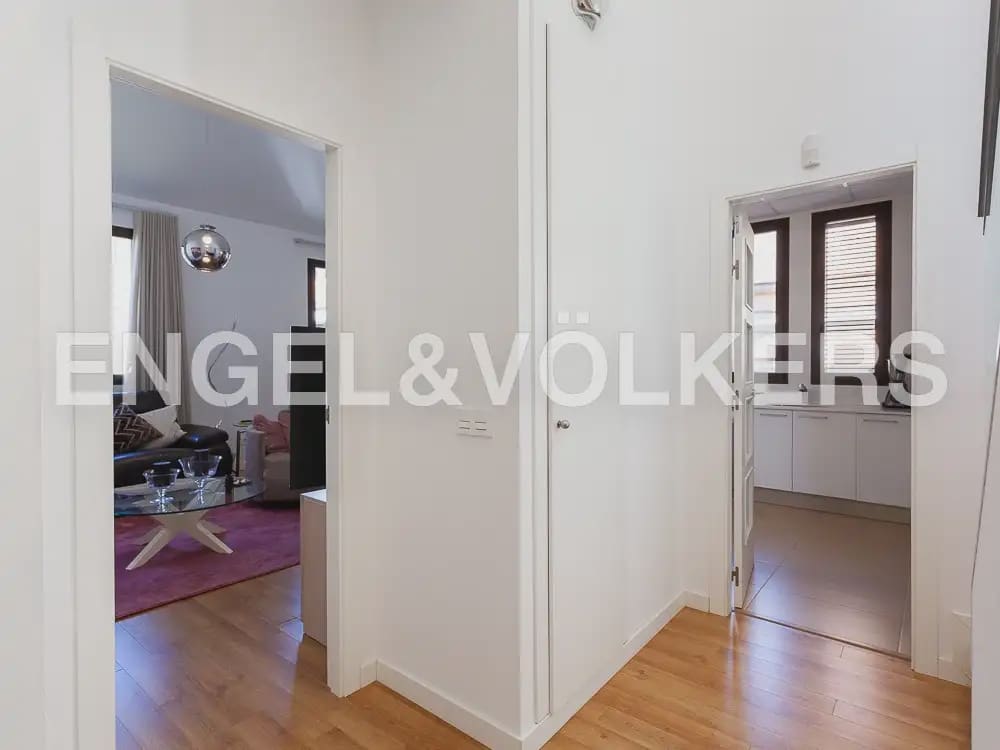 3 sovrum Lägenhet att hyra i Valencia stad med garage - 2 650 € (Ref: 9897921)