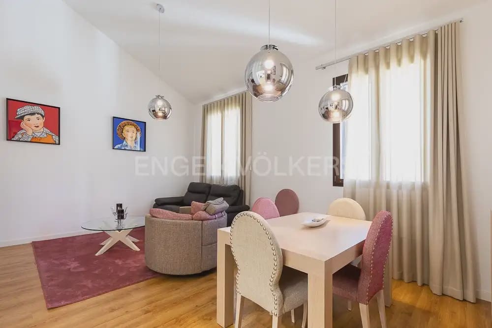 3 sovrum Lägenhet att hyra i Valencia stad med garage - 2 650 € (Ref: 9897921)