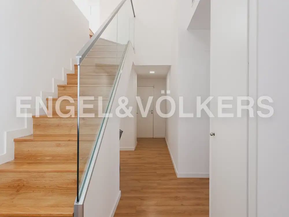 3 sovrum Lägenhet att hyra i Valencia stad med garage - 2 650 € (Ref: 9897921)