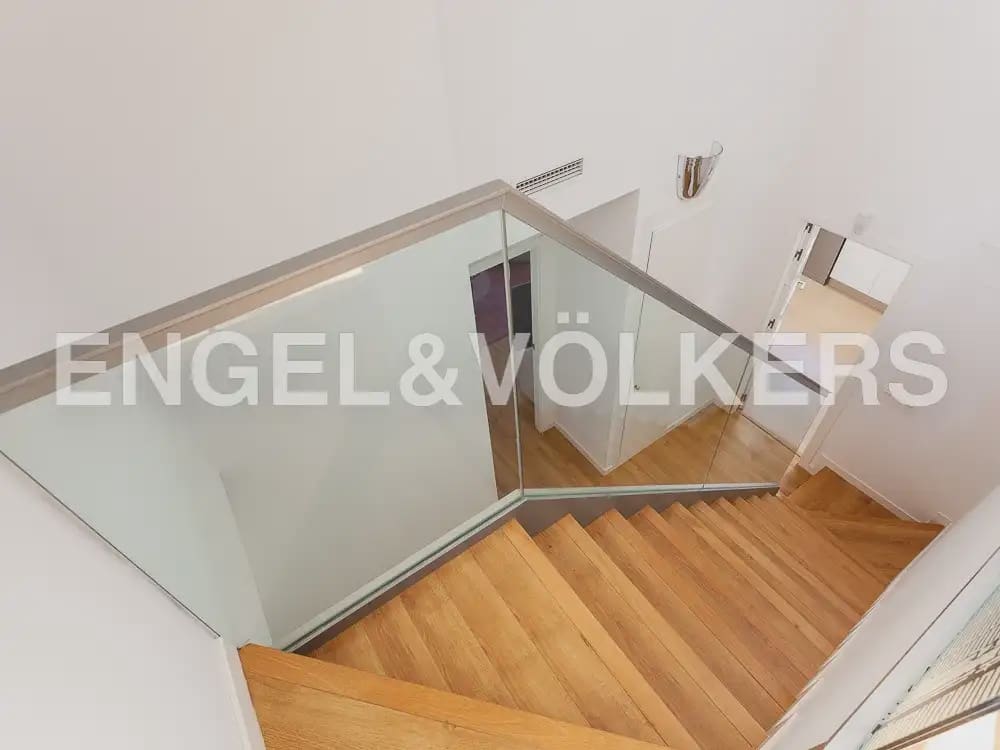 3 sovrum Lägenhet att hyra i Valencia stad med garage - 2 650 € (Ref: 9897921)