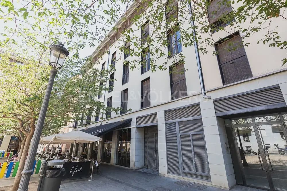 3 sovrum Lägenhet att hyra i Valencia stad med garage - 2 650 € (Ref: 9897921)
