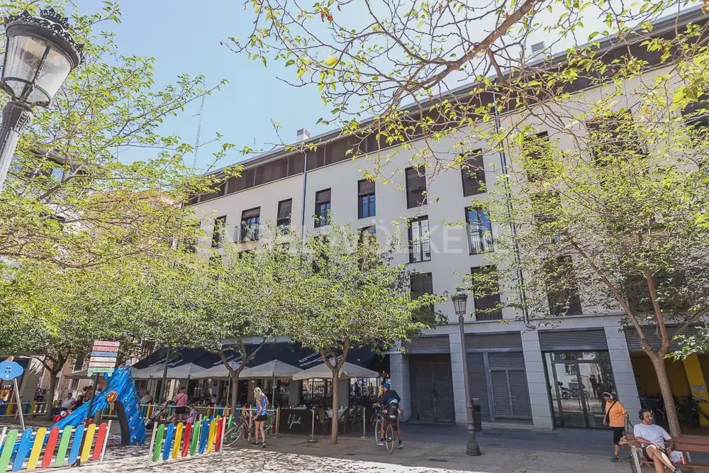 3 sovrum Lägenhet att hyra i Valencia stad med garage - 2 650 € (Ref: 9897921)