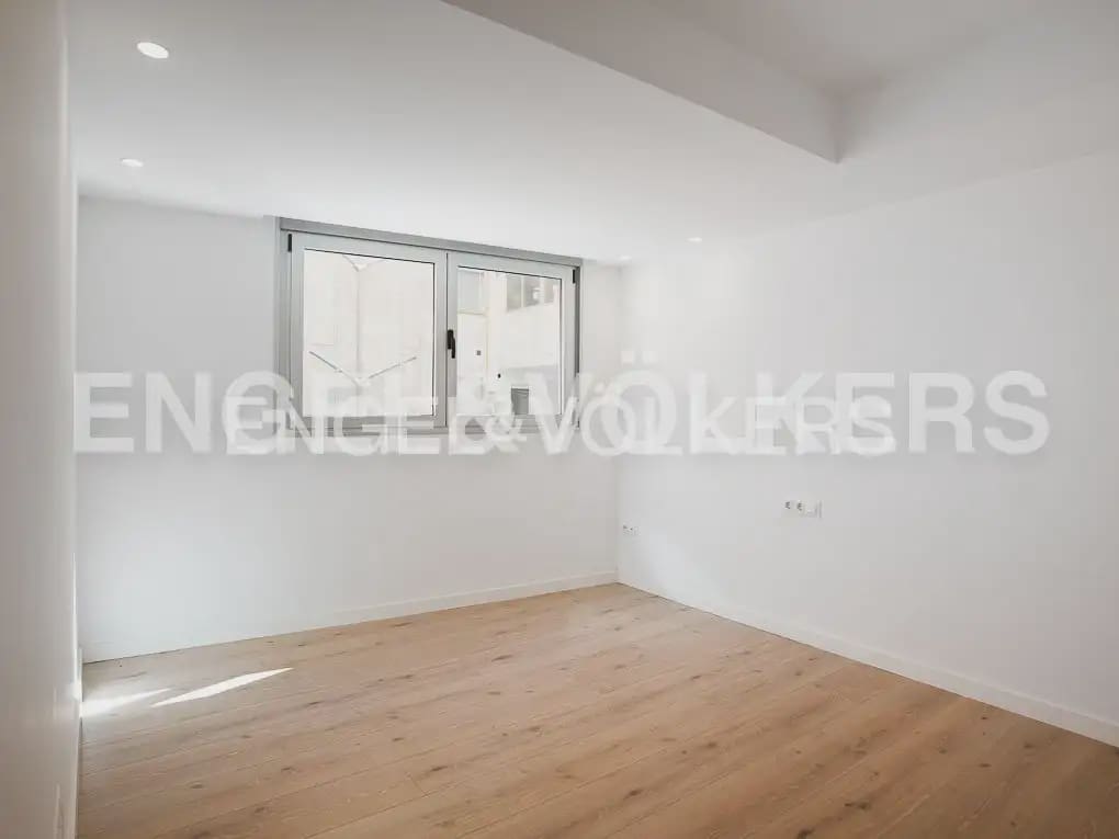 Piso de 4 habitaciones en Castelló de la Plana en venta con garaje - 310.000 € (Ref: 9897925)