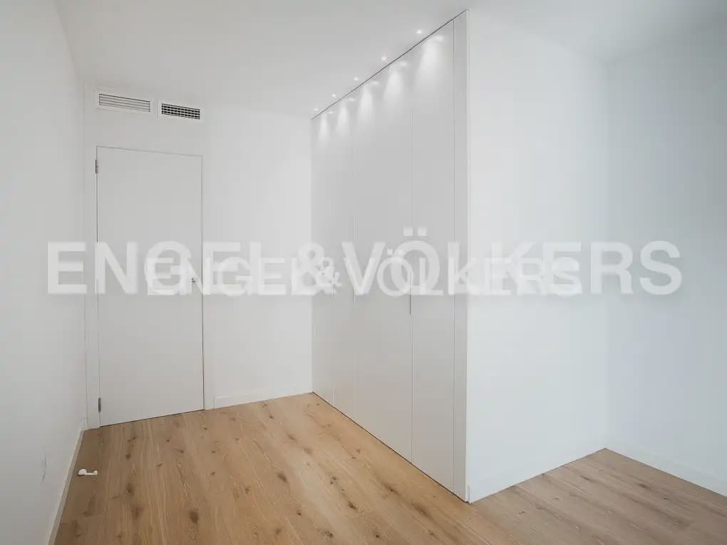 Piso de 4 habitaciones en Castelló de la Plana en venta con garaje - 310.000 € (Ref: 9897925)