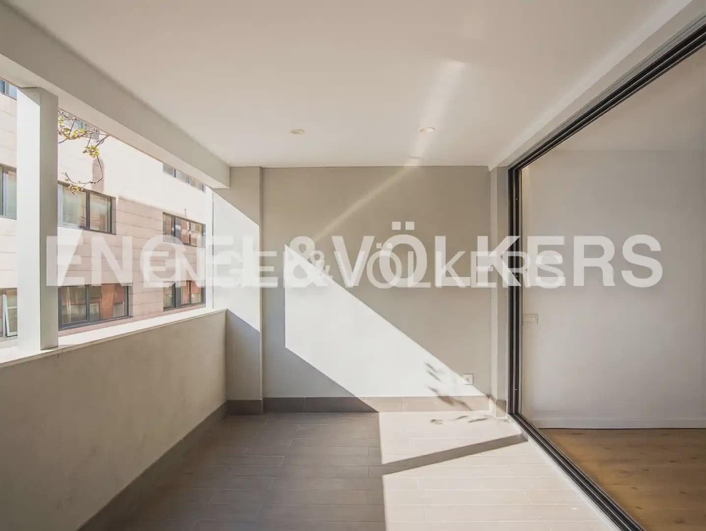 Piso de 4 habitaciones en Castelló de la Plana en venta con garaje - 310.000 € (Ref: 9897925)