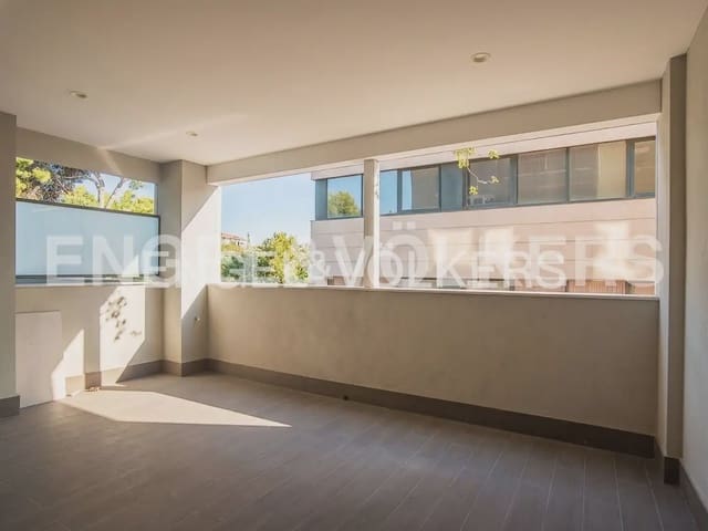 Piso de 4 habitaciones en Centro, Castelló de la Plana en venta con garaje - 310.000 € (Ref: 9897925)