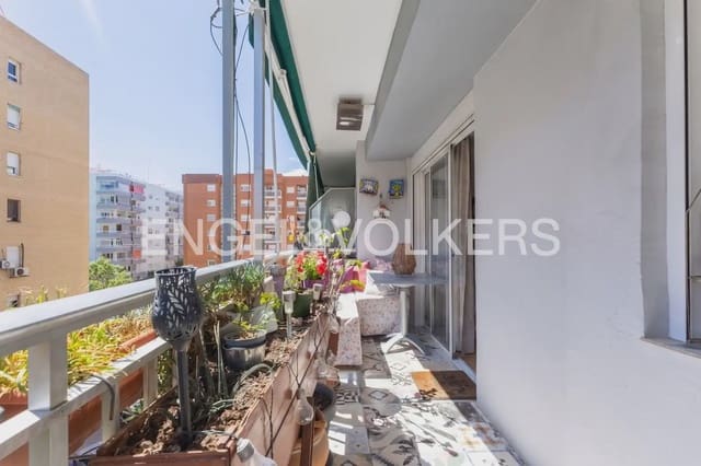Piso de 3 habitaciones en La Malva-Rosa, València ciudad en venta - 320.000 € (Ref: 9897926)