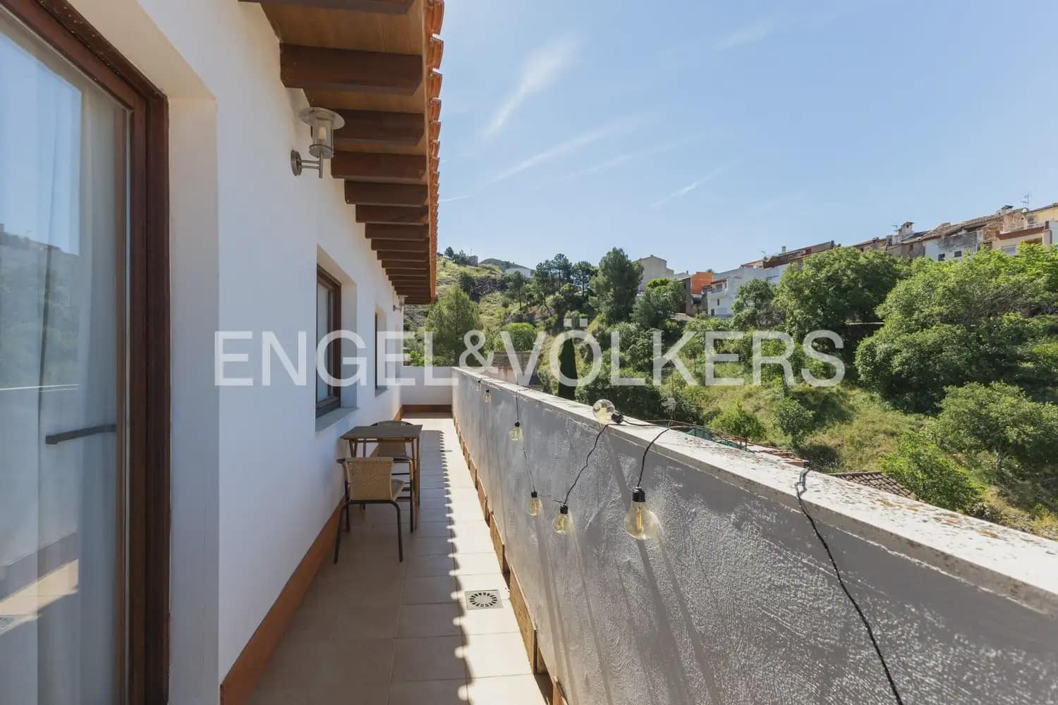 2 bedroom Penthouse for rent in Chovar - € 900 (Ref: 9897956)