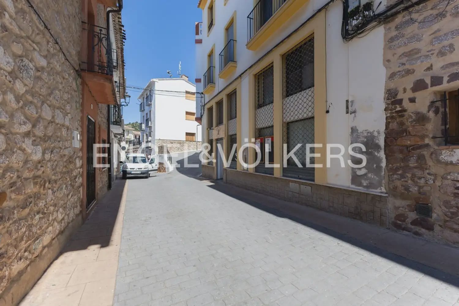 2 bedroom Penthouse for rent in Chovar - € 900 (Ref: 9897956)