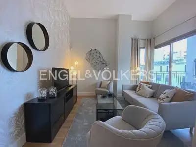 1 Zimmer Penthouse zu vermieten in Valencia Stadt mit Pool Garage - 1.800 € (Ref: 9897957)