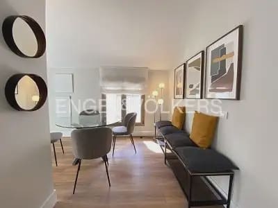 1 Zimmer Penthouse zu vermieten in Valencia Stadt mit Pool Garage - 1.800 € (Ref: 9897957)