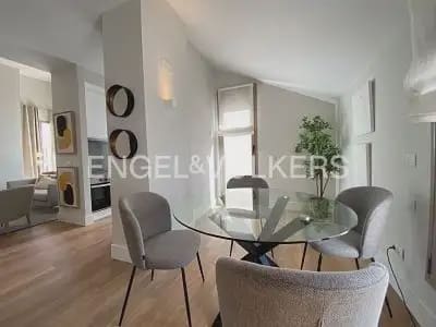 1 Zimmer Penthouse zu vermieten in Valencia Stadt mit Pool Garage - 1.800 € (Ref: 9897957)