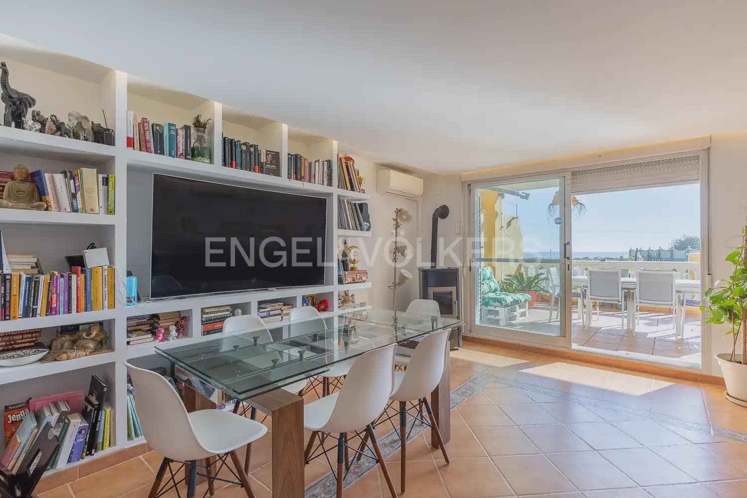 4 bedroom Terraced Villa for rent in Cullera with pool garage - € 2,500 (Ref: 9897958)