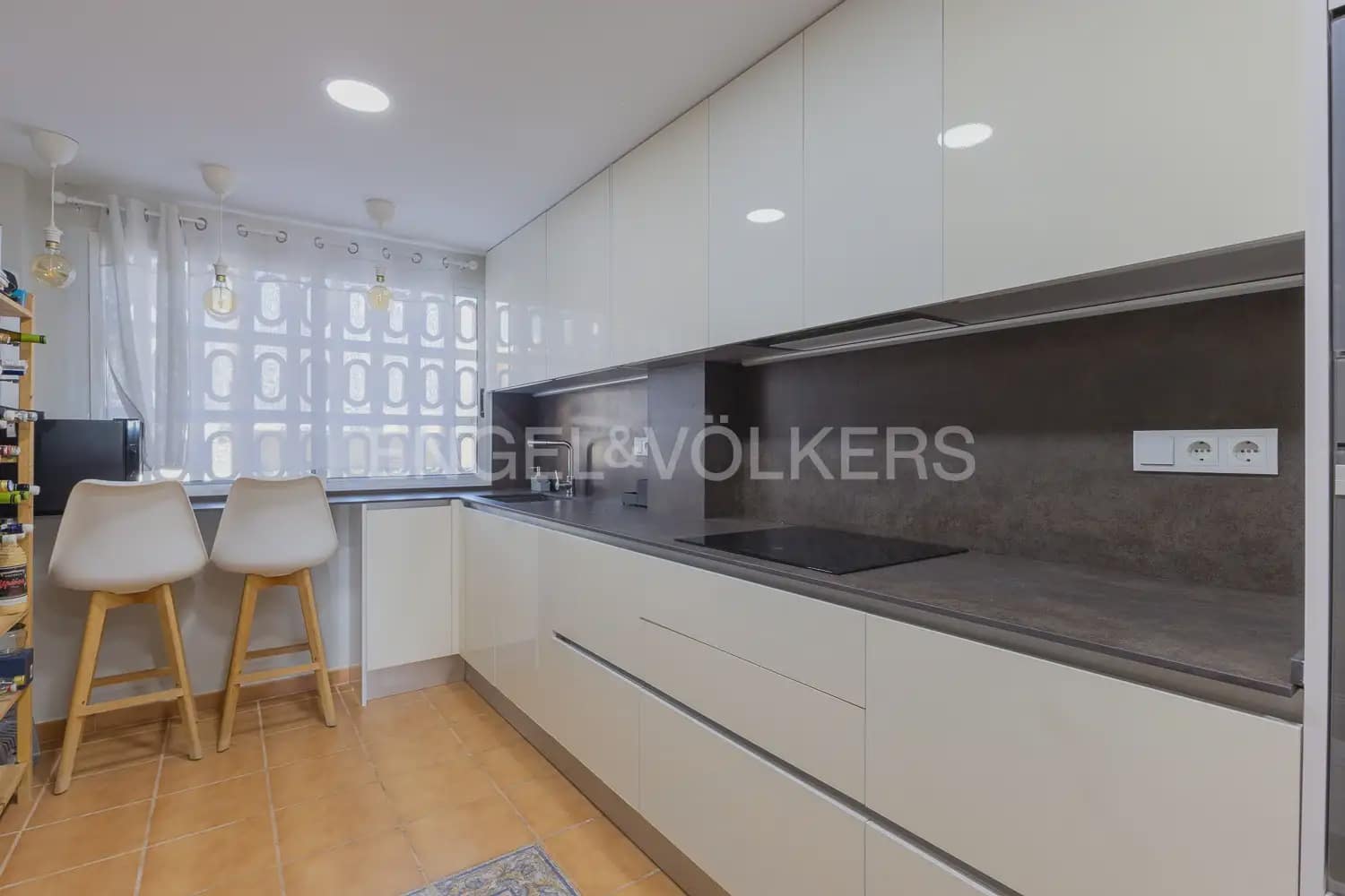 4 bedroom Terraced Villa for rent in Cullera with pool garage - € 2,500 (Ref: 9897958)