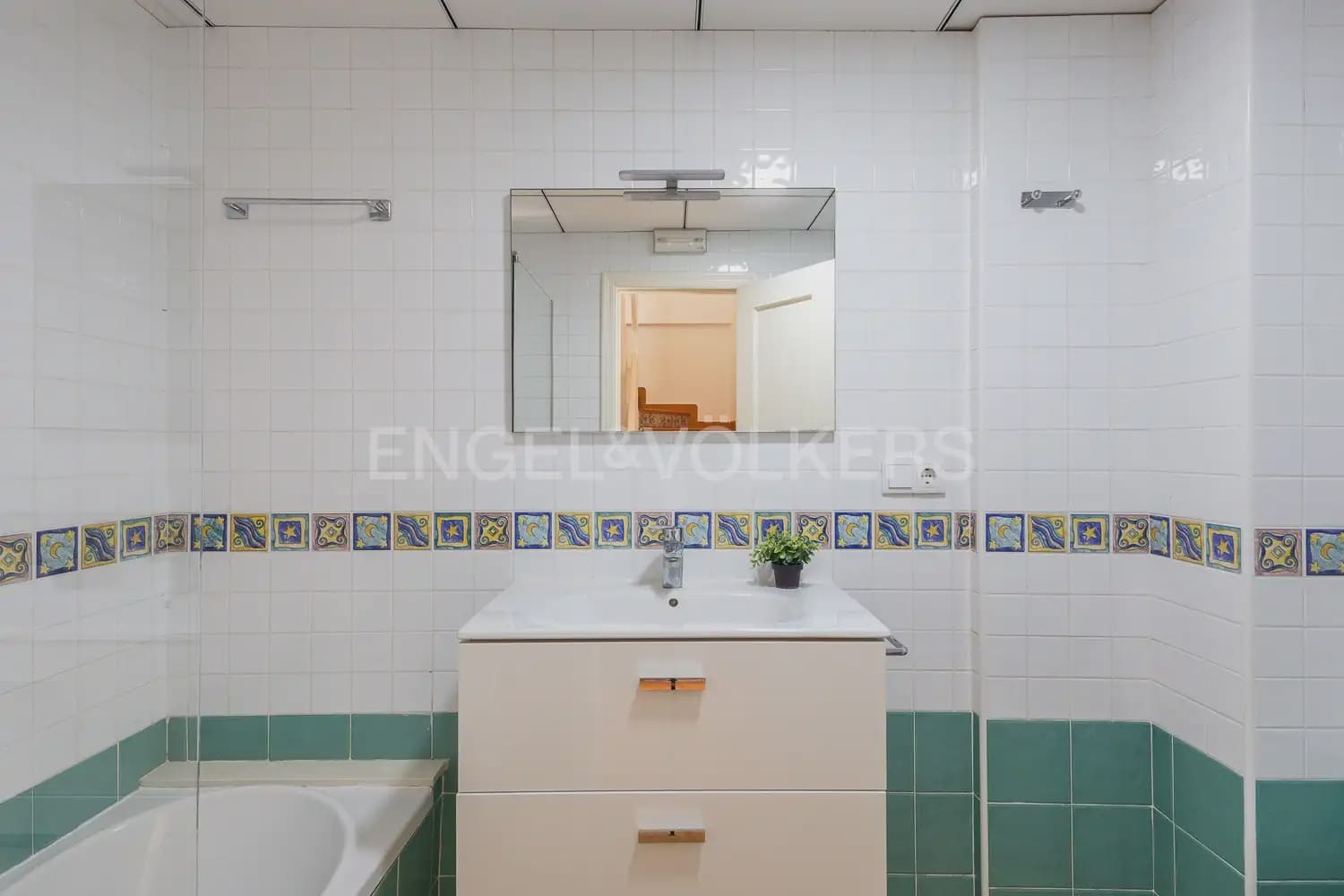4 bedroom Terraced Villa for rent in Cullera with pool garage - € 2,500 (Ref: 9897958)