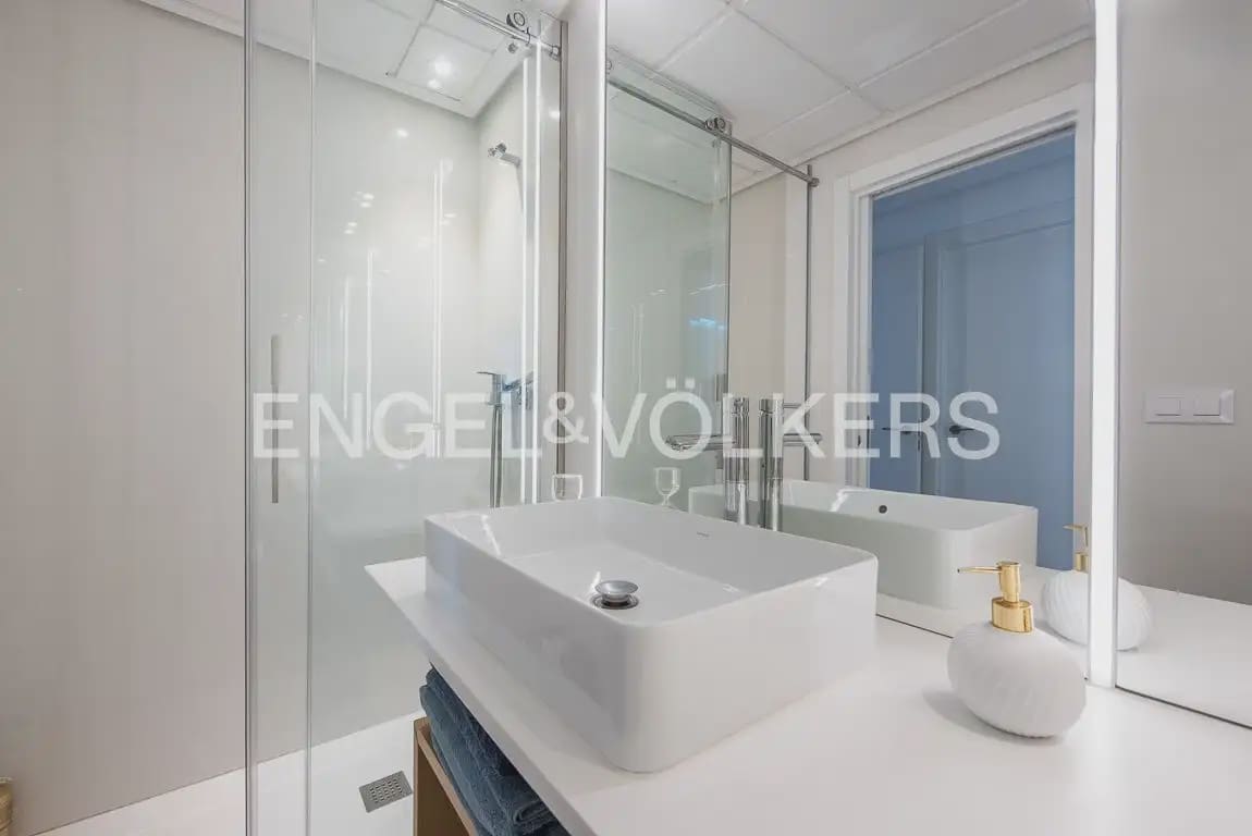 2 bedroom Penthouse for sale in Oliva with pool garage - € 420,000 (Ref: 9897959)