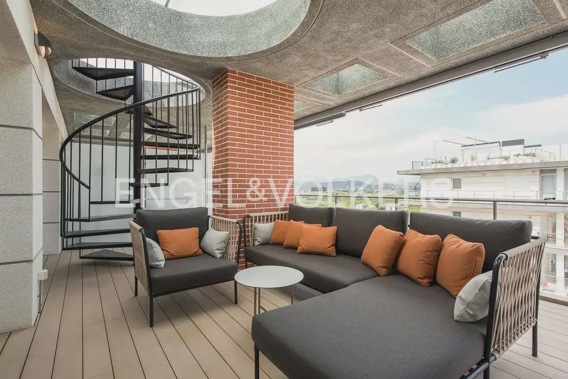 2 bedroom Penthouse for sale in Oliva with pool garage - € 420,000 (Ref: 9897959)