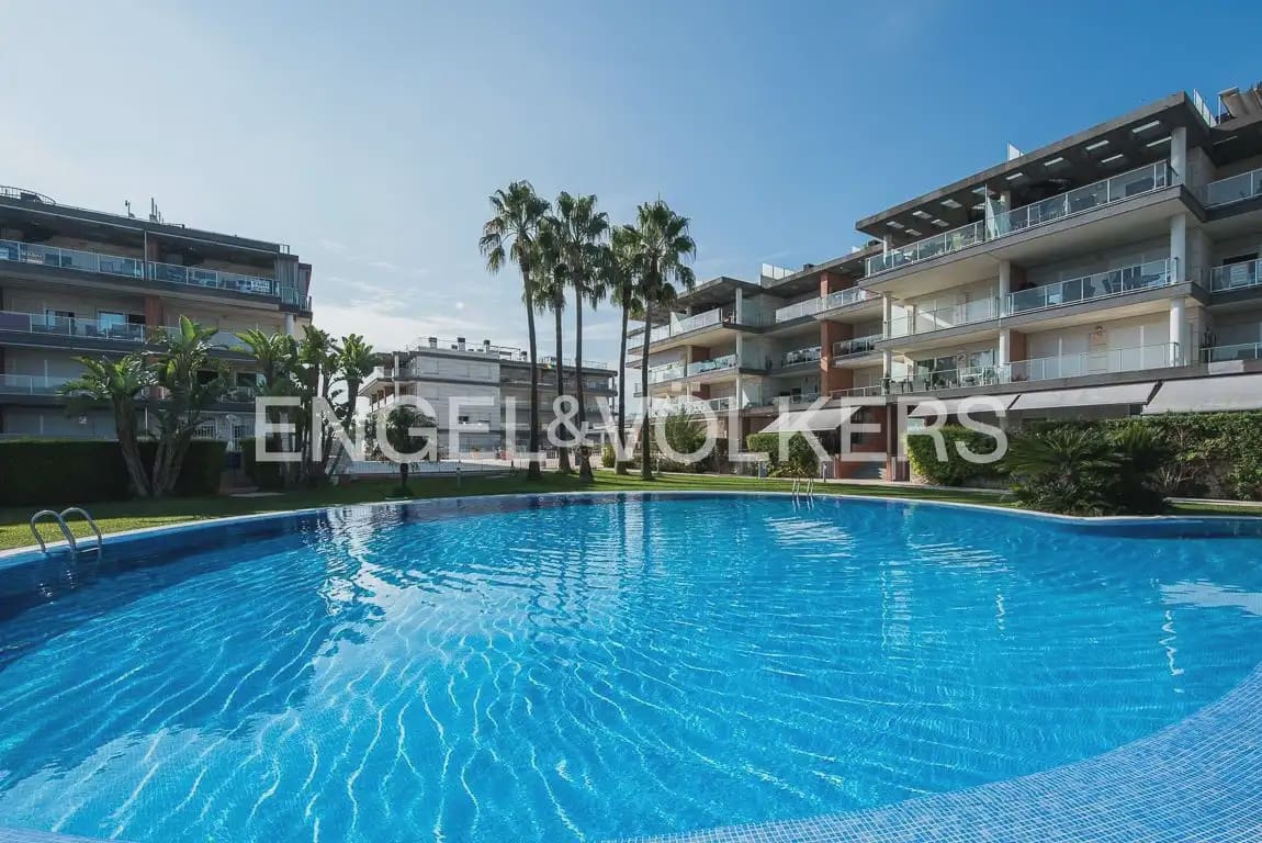 2 bedroom Penthouse for sale in Oliva with pool garage - € 420,000 (Ref: 9897959)