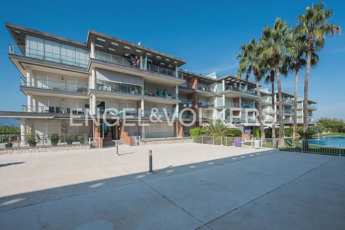 2 bedroom Penthouse for sale in Oliva with pool garage - € 420,000 (Ref: 9897959)