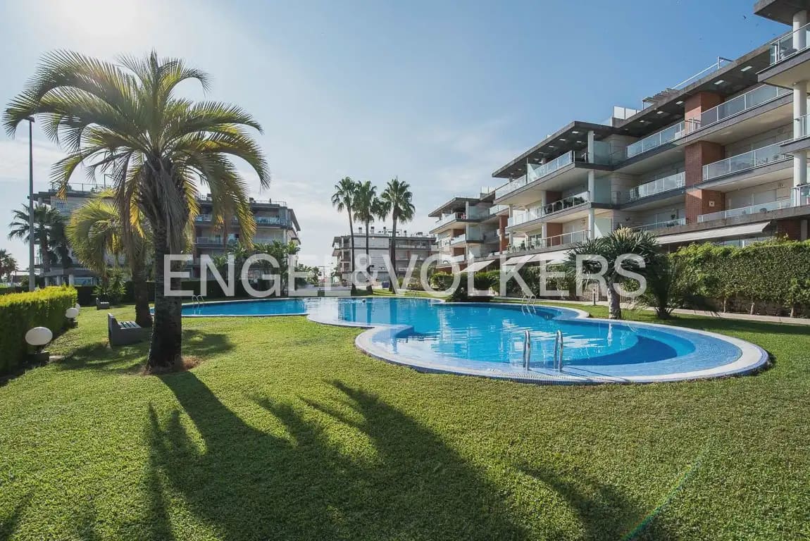 2 bedroom Penthouse for sale in Oliva with pool garage - € 420,000 (Ref: 9897959)