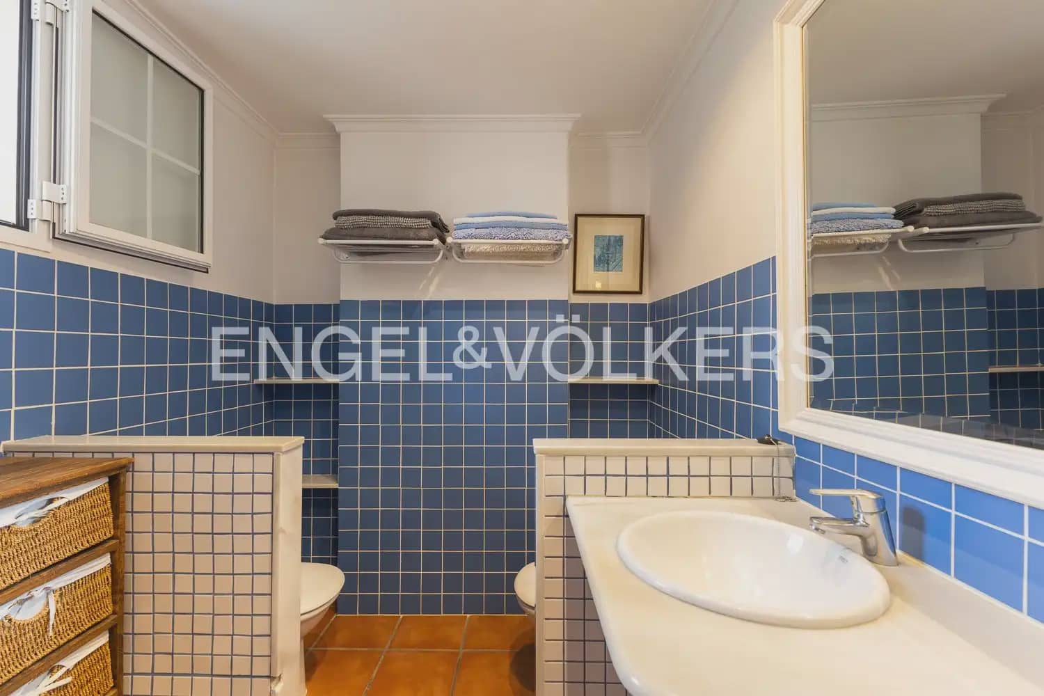5 bedroom Villa for sale in Torrent with pool garage - € 880,000 (Ref: 9897961)