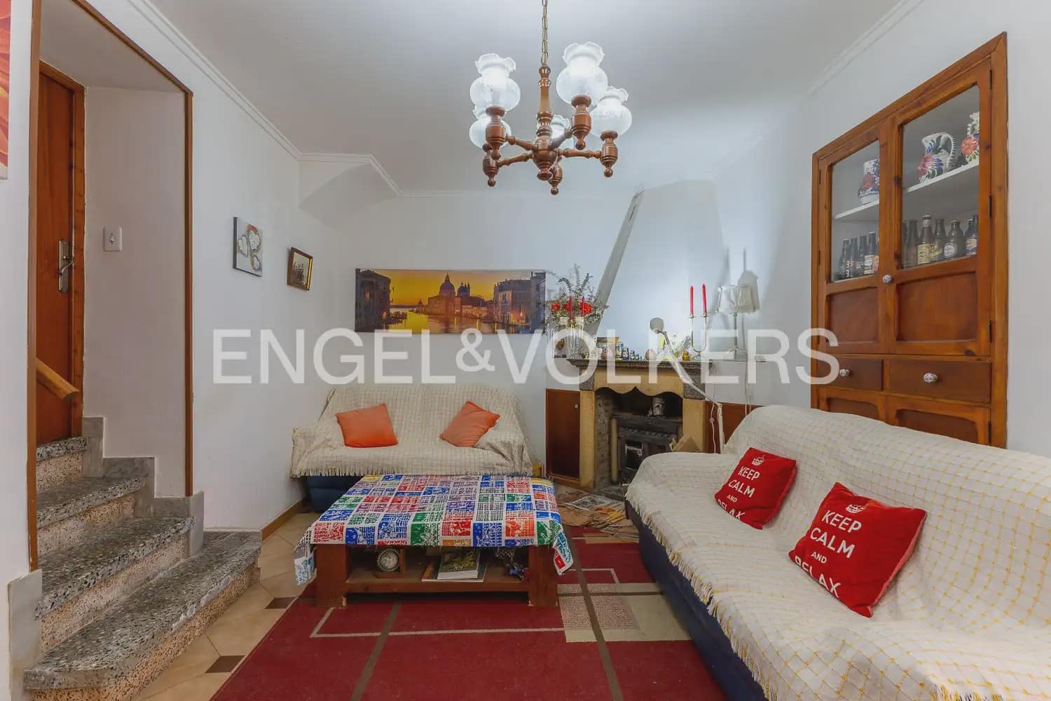 4 bedroom Townhouse for sale in Jalon / Xalo - € 253,000 (Ref: 9897962)