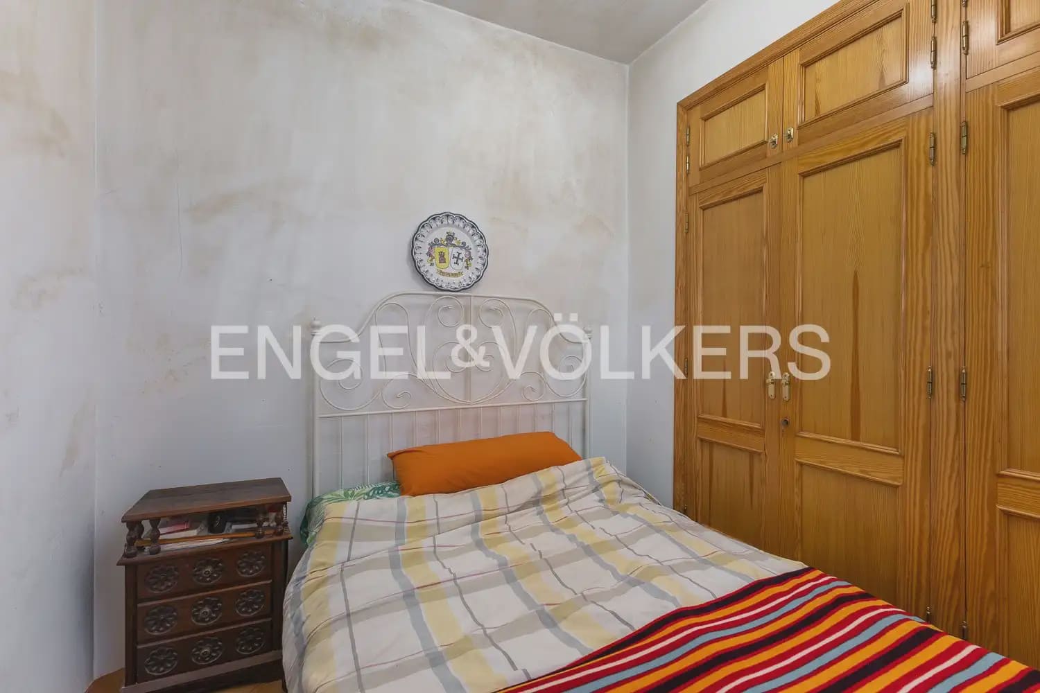 4 bedroom Townhouse for sale in Jalon / Xalo - € 253,000 (Ref: 9897962)